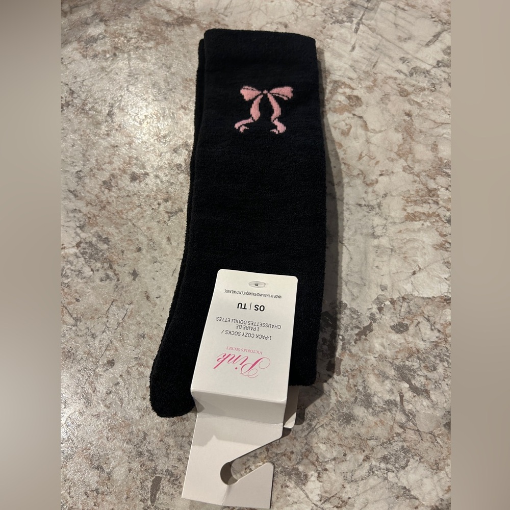 VS PINK Cozy socks Black Bows NWT